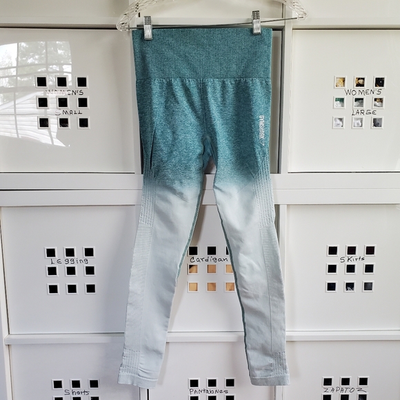GYMSHARK Ombre Women’s Legging Size Small - Picture 8 of 9